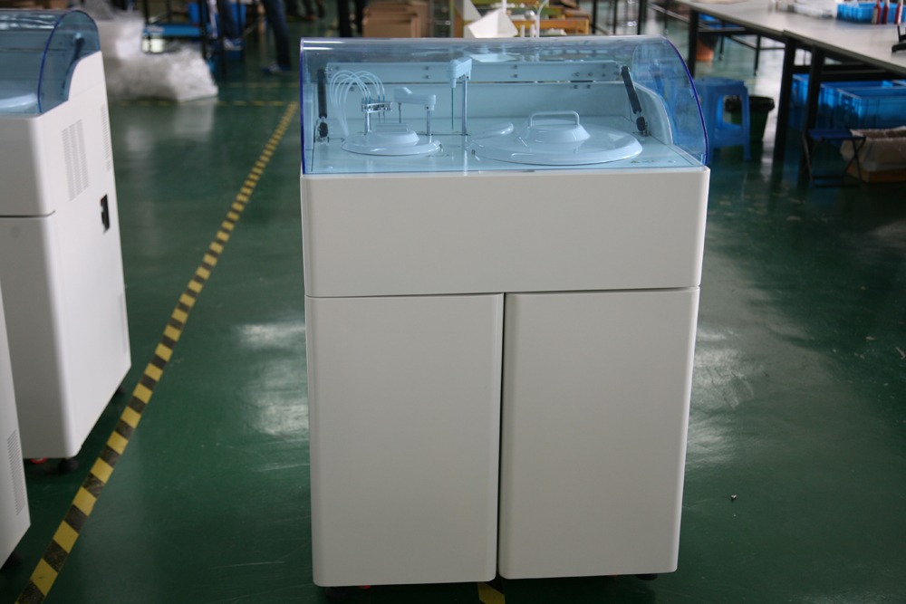 Laboratory analyzing equipment for medium-sized facilities